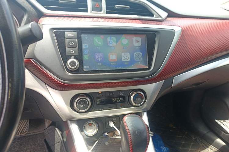 Used Nissan Lannia 2016 1.6L CVT High-Energy Version Audio And AC Panel