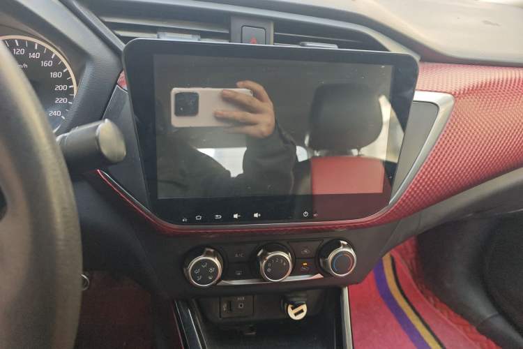 Used Nissan Lannia 2016 1.6L Manual Cool Edition Audio And AC Panel