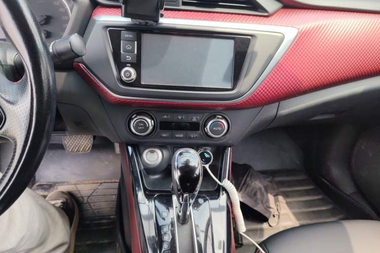 Used Nissan Lannia 2016 1.6L CVT High-Energy Version Audio And AC Panel