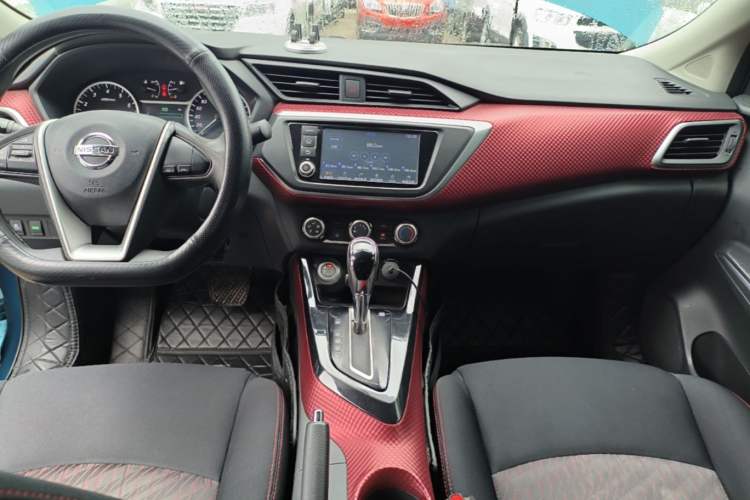 Used Nissan Lannia 2016 1.6L CVT Smart Cool Edition Audio And AC Panel