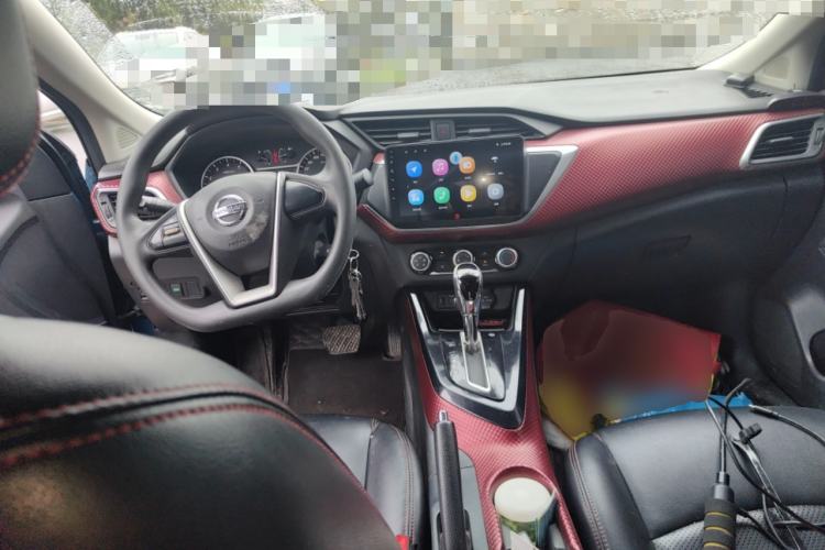 Used Nissan Lannia 2016 1.6L CVT Cool Edition Center Console