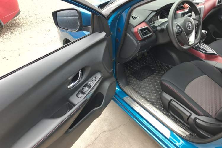 Used Nissan Lannia 2016 1.6L CVT Smart Cool Edition Driver Seat