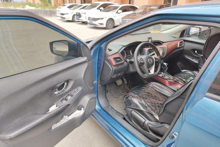 Used Nissan Lannia 2016 1.6L CVT Cool Edition Driver Seat
