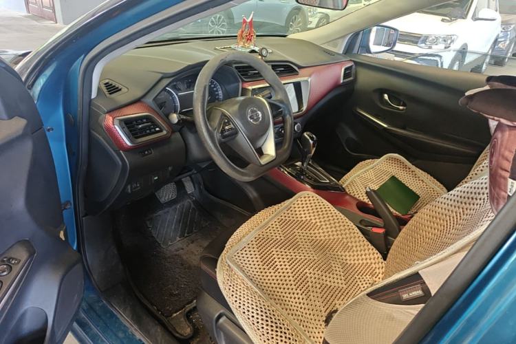 Used Nissan Lannia 2016 1.6L CVT Cool Edition Driver Seat