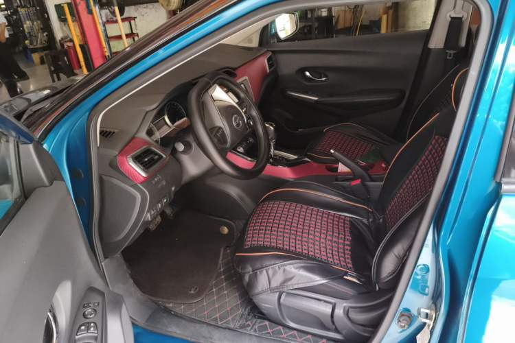Used Nissan Lannia 2016 1.6L CVT Smart Cool Edition Driver Seat