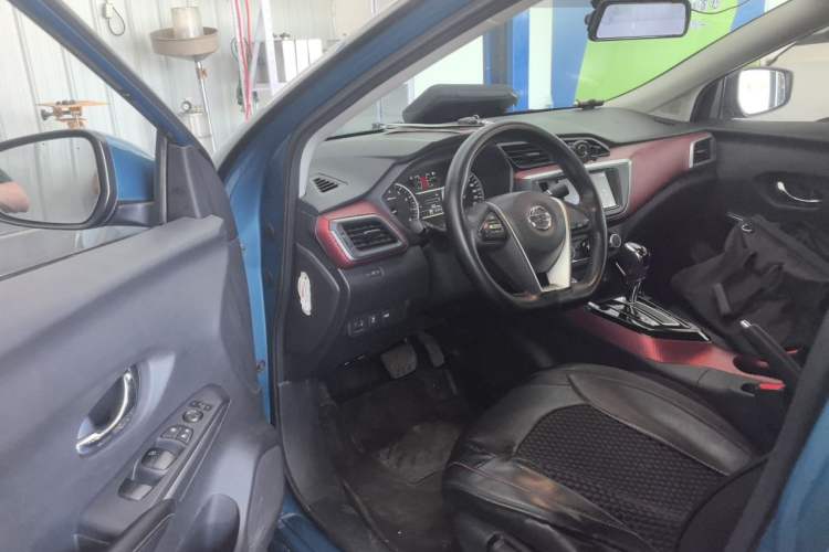 Used Nissan Lannia 2016 1.6L CVT Smart Cool Edition Driver Seat