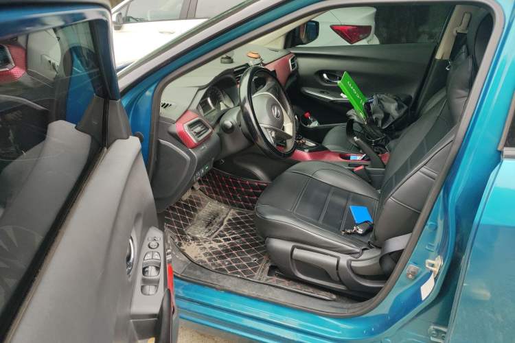 Used Nissan Lannia 2016 1.6L CVT Smart Cool Edition Driver Seat
