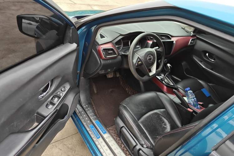Used Nissan Lannia 2016 1.6L CVT Cool Edition Driver Seat