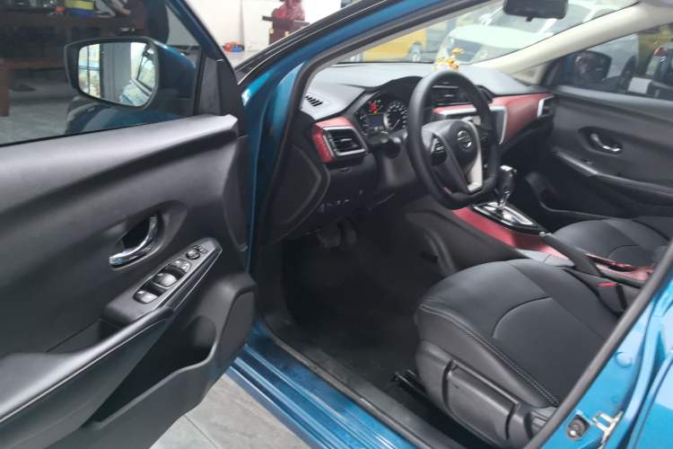 Used Nissan Lannia 2016 1.6L CVT Smart Cool Edition Driver Seat