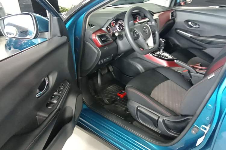 Used Nissan Lannia 2016 1.6L CVT Smart Cool Edition Driver Seat