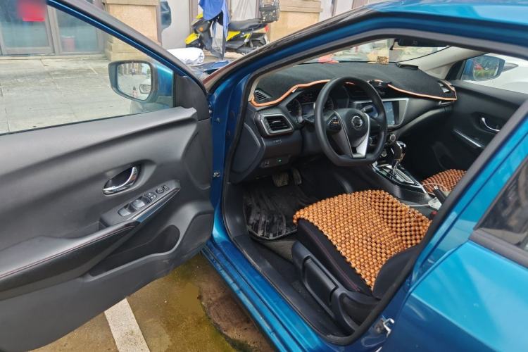 Used Nissan Lannia 2016 1.6L CVT Cool Edition Driver Seat