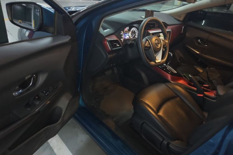 Used Nissan Lannia 2016 1.6L CVT Smart Cool Edition Driver Seat