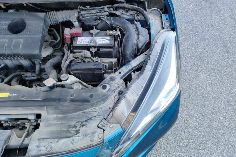 Used Nissan Lannia 2016 1.6L CVT Smart Cool Edition Engine Bay Left