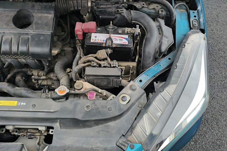Used Nissan Lannia 2016 1.6L CVT Smart Edition Engine Bay Left