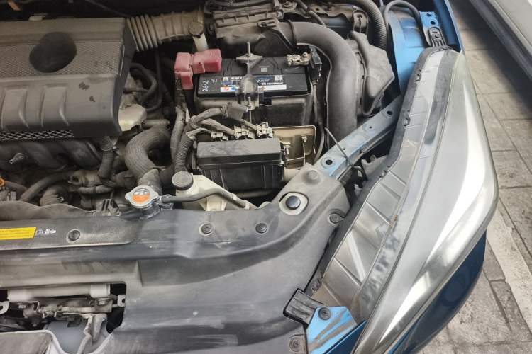 Used Nissan Lannia 2016 1.6L Manual Cool Edition Engine Bay Left