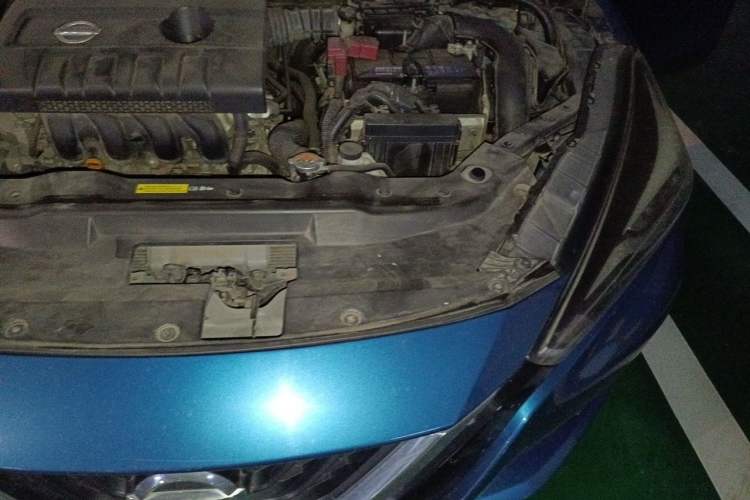 Used Nissan Lannia 2016 1.6L CVT Smart Cool Edition Engine Bay Left