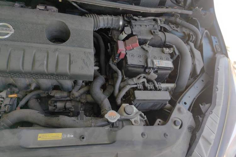 Used Nissan Lannia 2016 1.6L CVT Smart Cool Edition Engine Bay Left