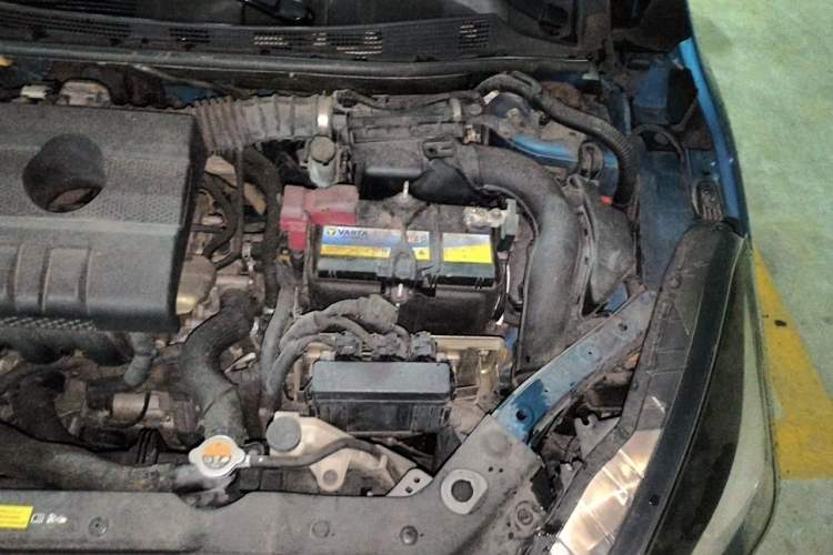 Used Nissan Lannia 2016 1.6L CVT Smart Cool Edition Engine Bay Left
