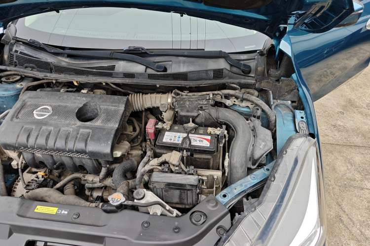 Used Nissan Lannia 2016 1.6L CVT Cool Edition Engine Bay Left