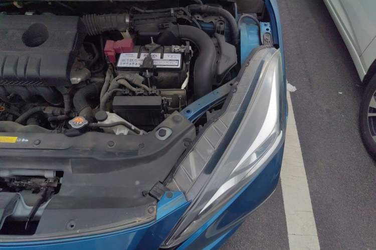 Used Nissan Lannia 2016 1.6L Manual Cool Edition Engine Bay Left