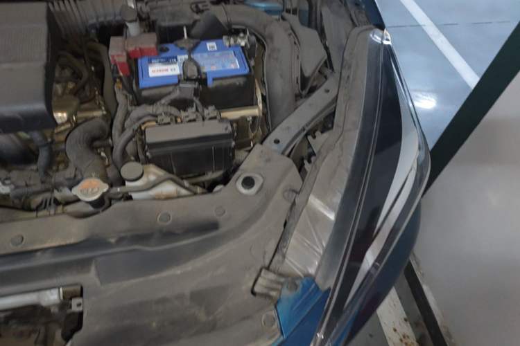 Used Nissan Lannia 2016 1.6L CVT Smart Cool Edition Engine Bay Left