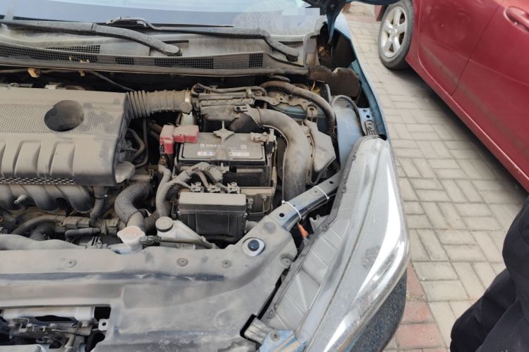 Used Nissan Lannia 2016 1.6L CVT Smart Cool Edition Engine Bay Left