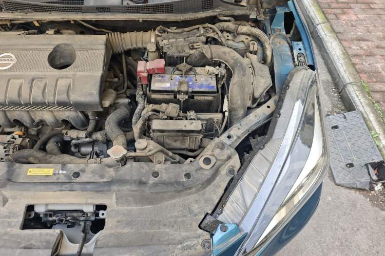 Used Nissan Lannia 2016 1.6L Manual Cool Edition Engine Bay Left