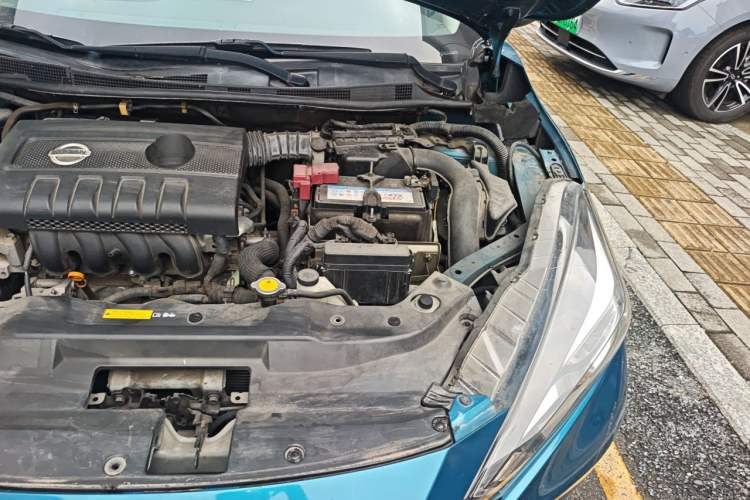 Used Nissan Lannia 2016 1.6L CVT Smart Cool Edition Engine Bay Left