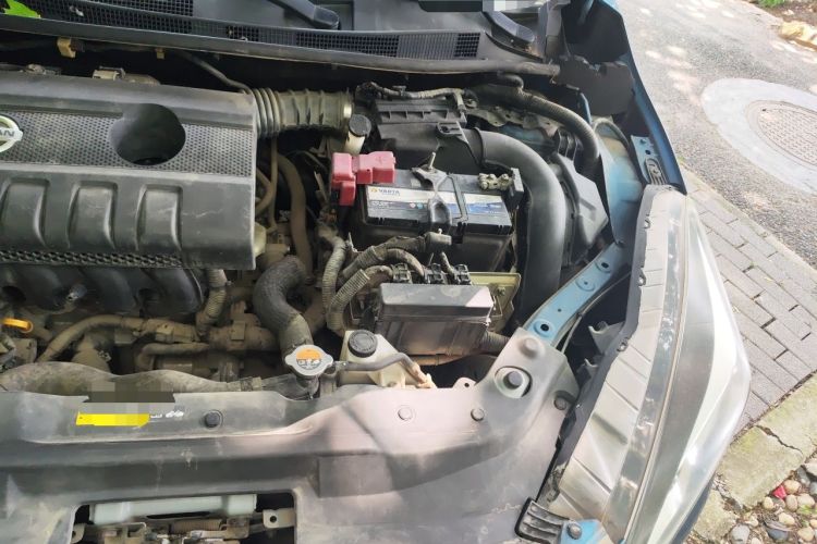 Used Nissan Lannia 2016 1.6L CVT Cool Edition Engine Bay Left