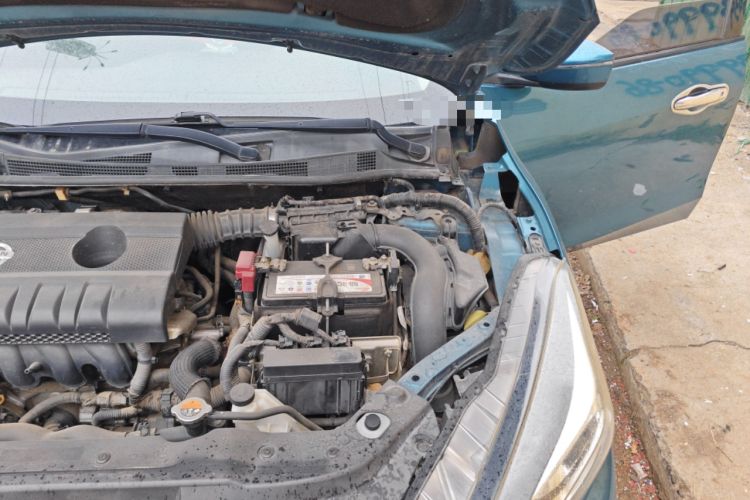 Used Nissan Lannia 2016 1.6L CVT Cool Edition Engine Bay Left
