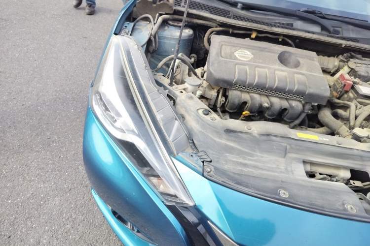 Used Nissan Lannia 2016 1.6L CVT Cool Edition Engine Bay Right