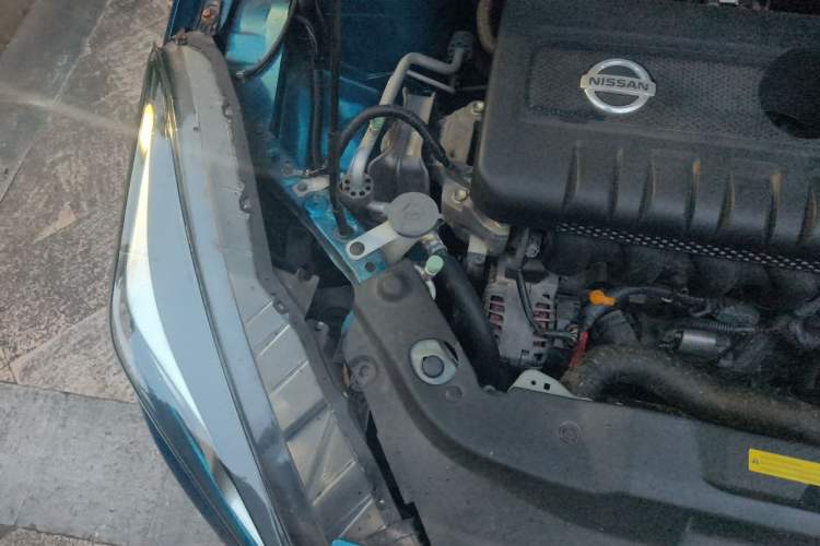Used Nissan Lannia 2016 1.6L CVT Smart Cool Edition Engine Bay Right