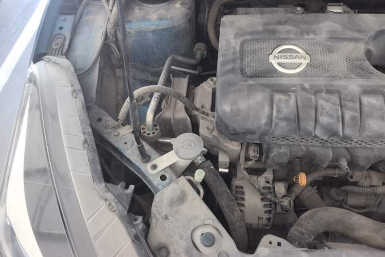 Used Nissan Lannia 2016 1.6L CVT Smart Cool Edition Engine Bay Right