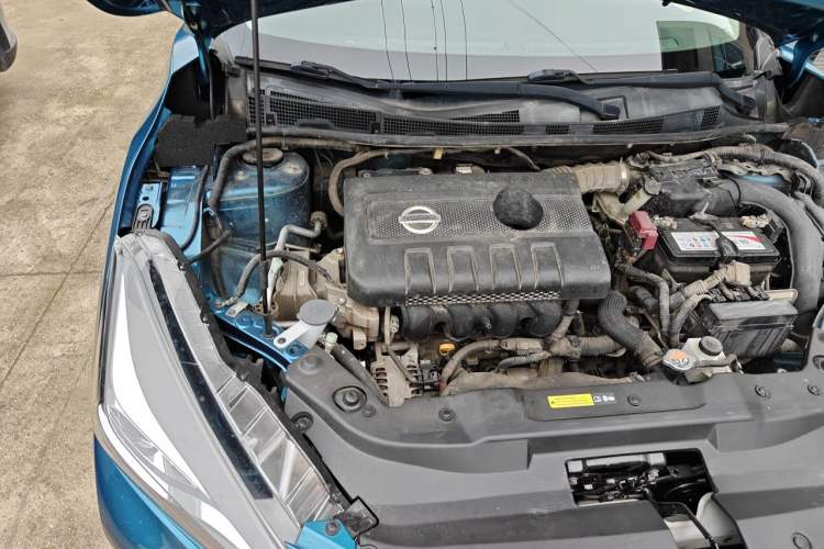 Used Nissan Lannia 2016 1.6L CVT Cool Edition Engine Bay Right