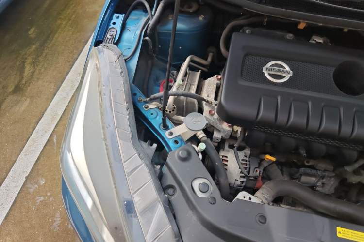 Used Nissan Lannia 2016 1.6L CVT Cool Edition Engine Bay Right