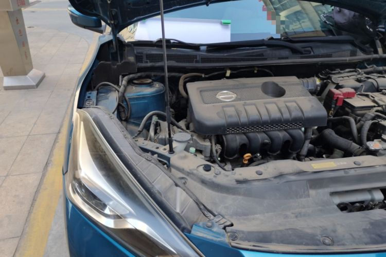 Used Nissan Lannia 2016 1.6L CVT Smart Cool Edition Engine Bay Right