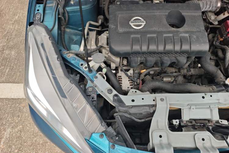Used Nissan Lannia 2016 1.6L CVT Smart Cool Edition Engine Bay Right