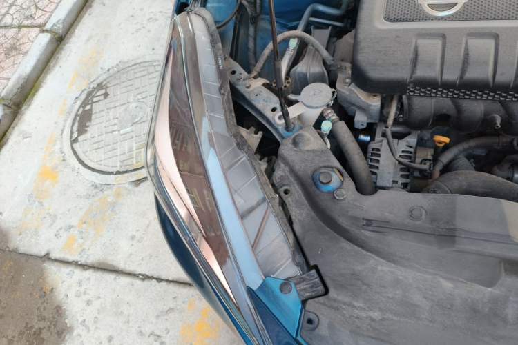 Used Nissan Lannia 2016 1.6L CVT Cool Edition Engine Bay Right