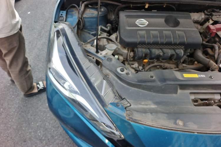 Used Nissan Lannia 2016 1.6L CVT Smart Cool Edition Engine Bay Right