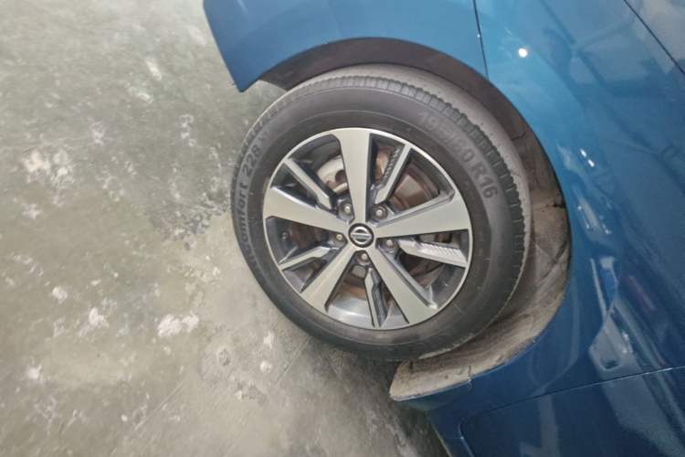 Used Nissan Lannia 2016 1.6L CVT Cool Edition Exterior 4