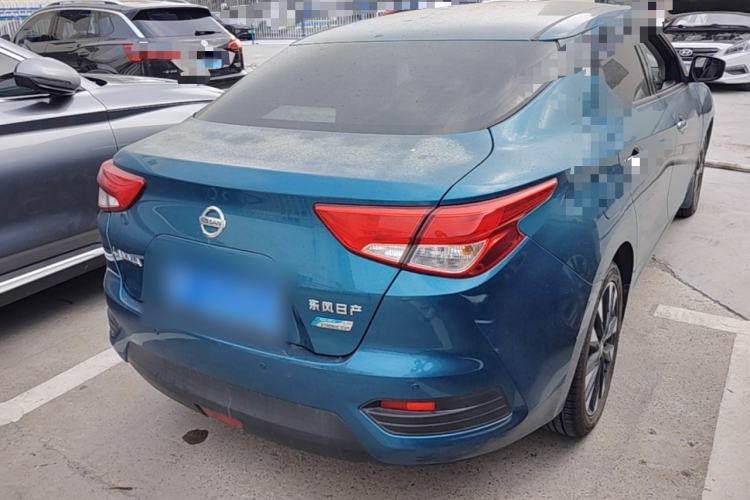 Used Nissan Lannia 2016 1.6L CVT Smart Cool Edition Exterior 5