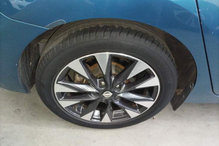 Used Nissan Lannia 2016 1.6L CVT Smart Cool Edition Exterior 5