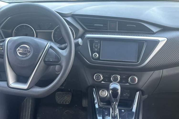 Used Nissan Lannia 2016 1.6L CVT Smart Cool Edition Exterior 8