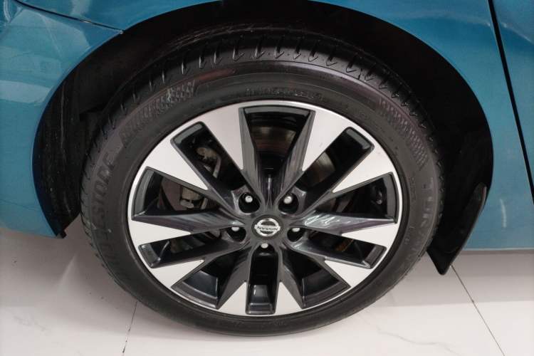 Used Nissan Lannia 2016 1.6L CVT Smart Cool Edition Exterior 8