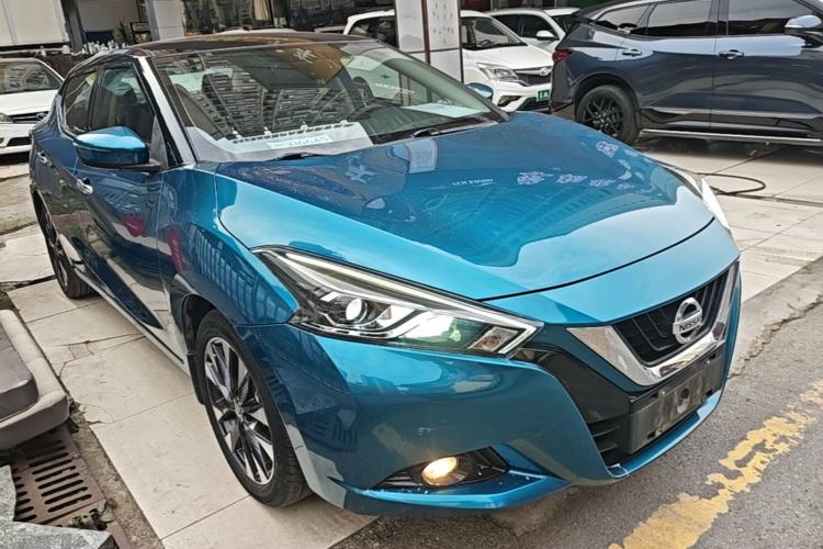 Used Nissan Lannia 2016 1.6L CVT Smart Cool Edition Front Right 45 Deg
