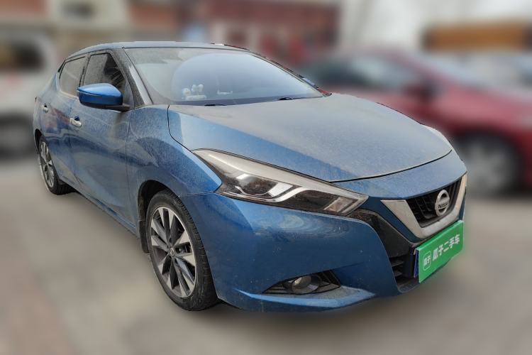 Used Nissan Lannia 2016 1.6L CVT Smart Cool Edition Front Right 45 Deg