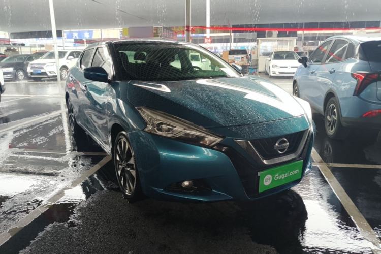 Used Nissan Lannia 2016 1.6L CVT Smart Cool Edition Front Right 45 Deg