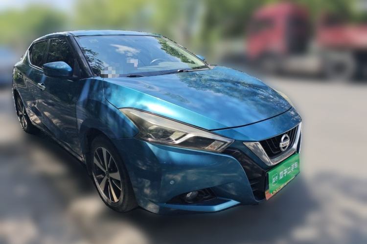 Used Nissan Lannia 2016 1.6L CVT Cool Edition Front Right 45 Deg
