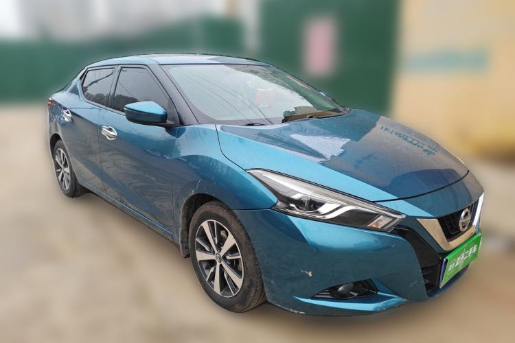 Used Nissan Lannia 2016 1.6L CVT Cool Edition Front Right 45 Deg