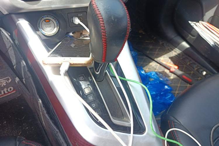 Used Nissan Lannia 2016 1.6L CVT High-Energy Version Gear Lever